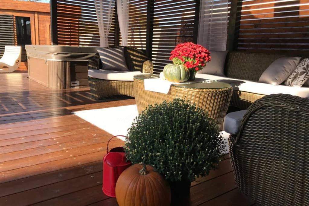 Orchardhouse Farmhouse, Wellness Chrast  ภายนอก รูปภาพ